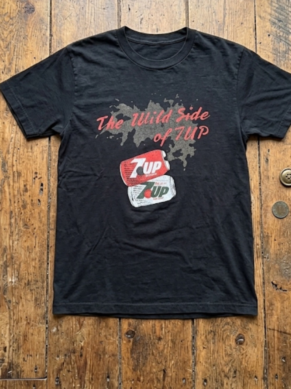 Vintage 7UP Gold Graphic Tee